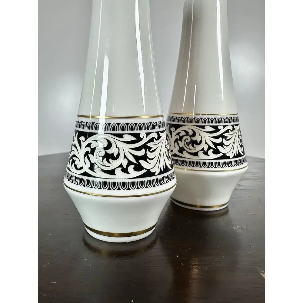 Oxford Japan Ceramic Salt & Pepper Shakers Set of 2 White Black Floral Gold Trim